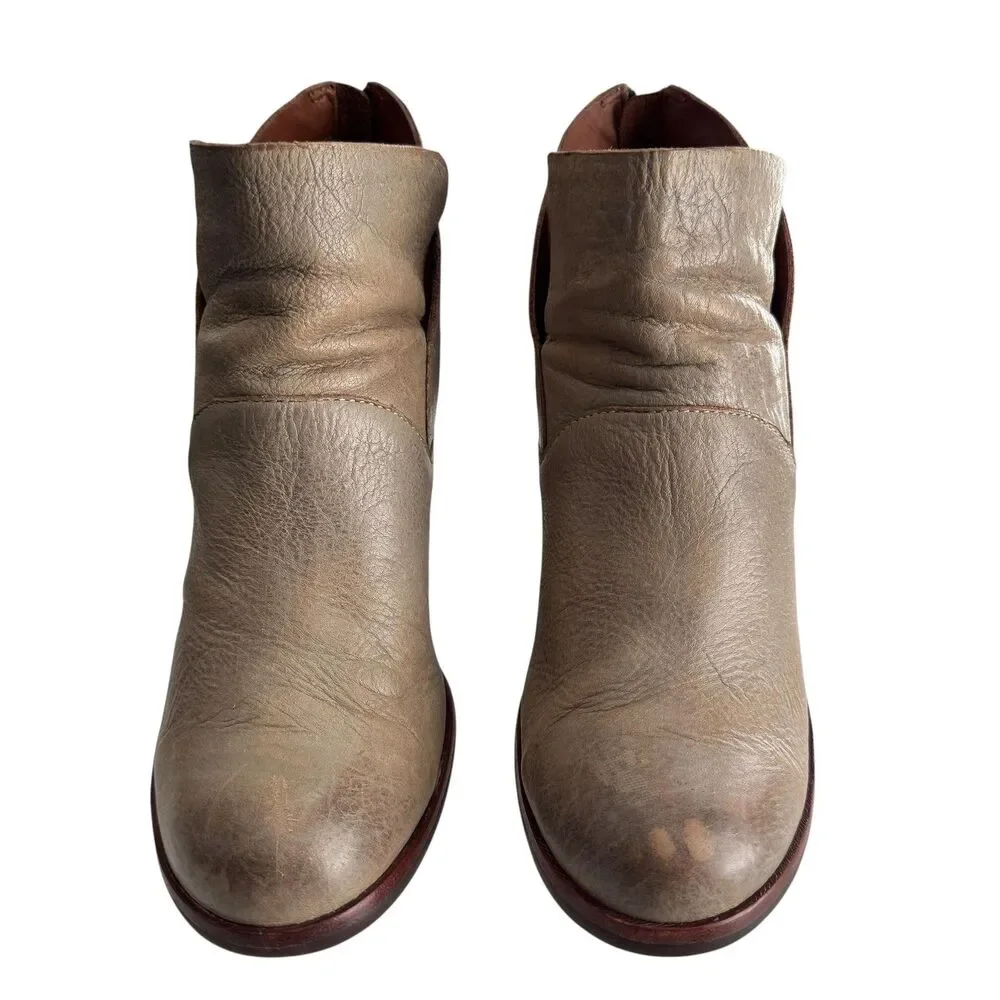 Kork-Ease Boots Womens‎ Size 9.5 Beige Leather Ankle Booties Block Heel K42622